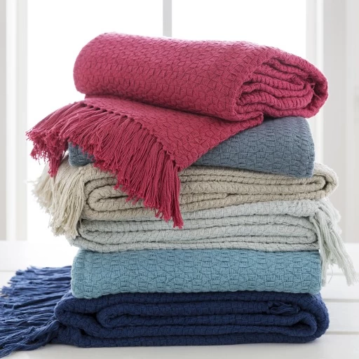 Surya Tressa Medium Gray 50"x60" Throw Blanket 3 Surya Tressa Medium Gray 50"x60" Throw Blanket - Image 3