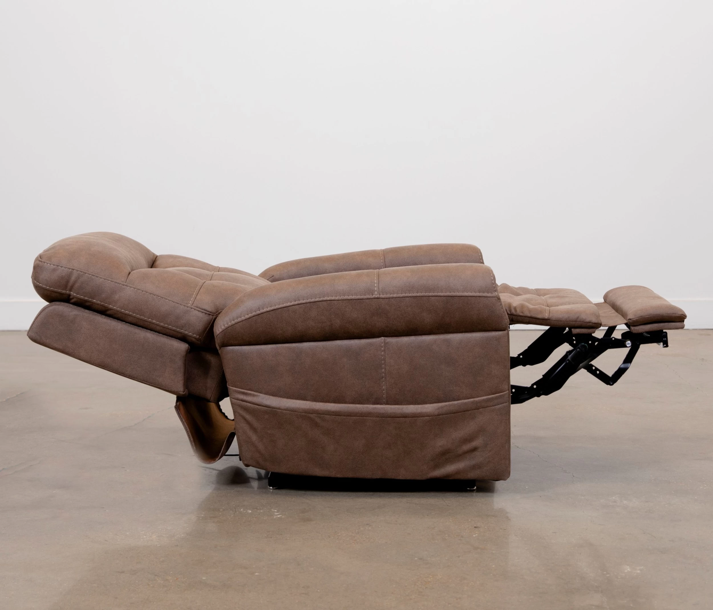 Moto Motion Canyon Silt Power Lay Flat Lift Recliner 4 Moto Motion Canyon Silt Power Lay Flat Lift Recliner - Image 4