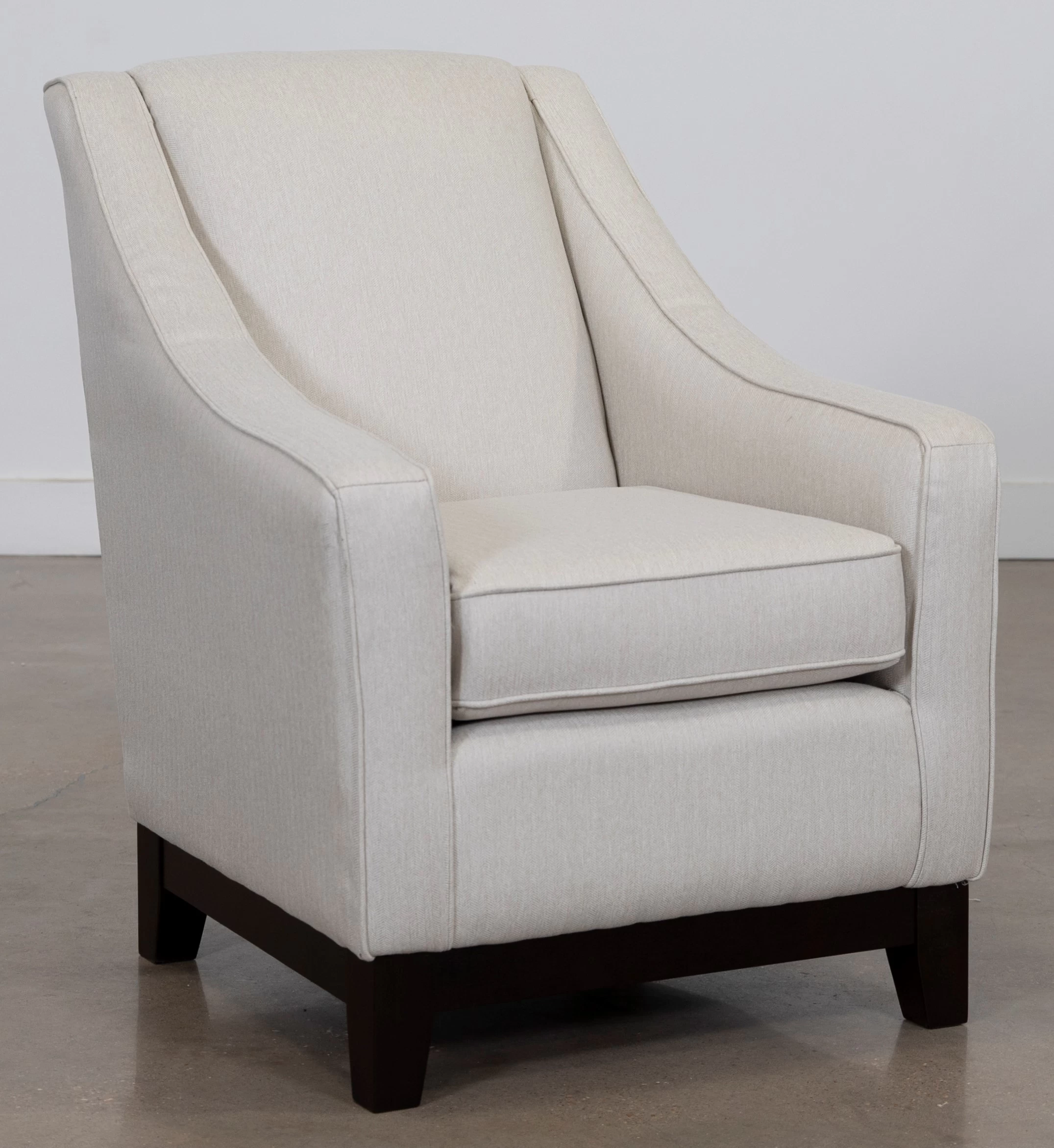 Best Home Furnishings® Mariko Shoreline Club Chair 1 Best Home Furnishings® Mariko Shoreline Club Chair