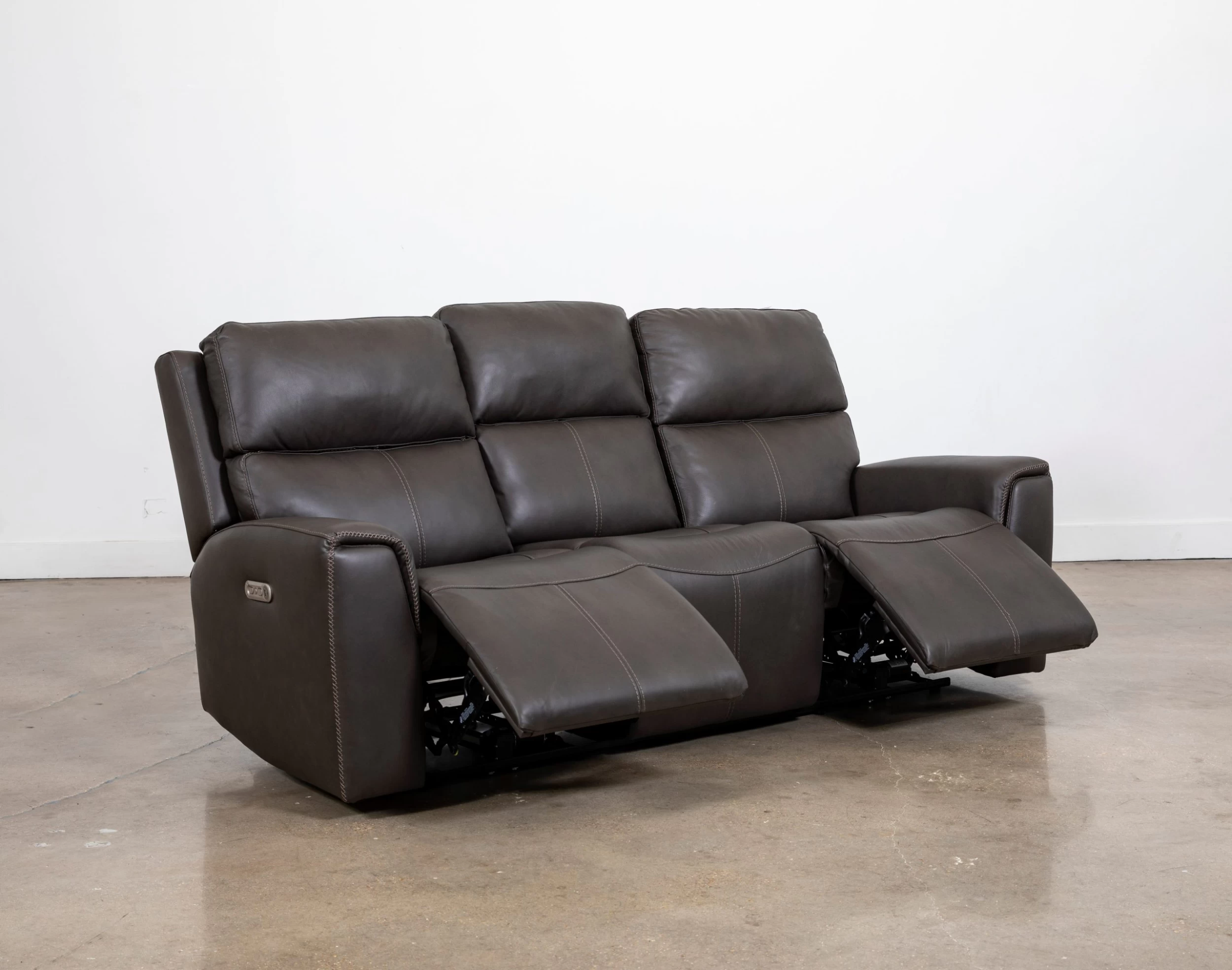 Flexsteel® Jarvis Grey Leather Power Reclining Sofa 2 Flexsteel® Jarvis Grey Leather Power Reclining Sofa - Image 2