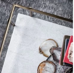 Blue Ocean Traders Shine Clear/Antique Display Coffee Table -Furniture comprehensive store 912e85a7 f7a9 4376 b145 a3cddb4be271