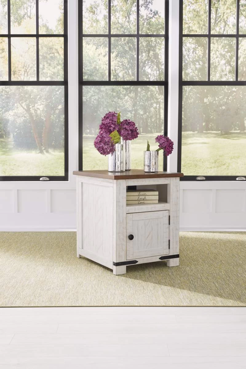 Signature Design By Ashley® Wystfield White/Brown End Table 7 Signature Design By Ashley® Wystfield White/Brown End Table - Image 7