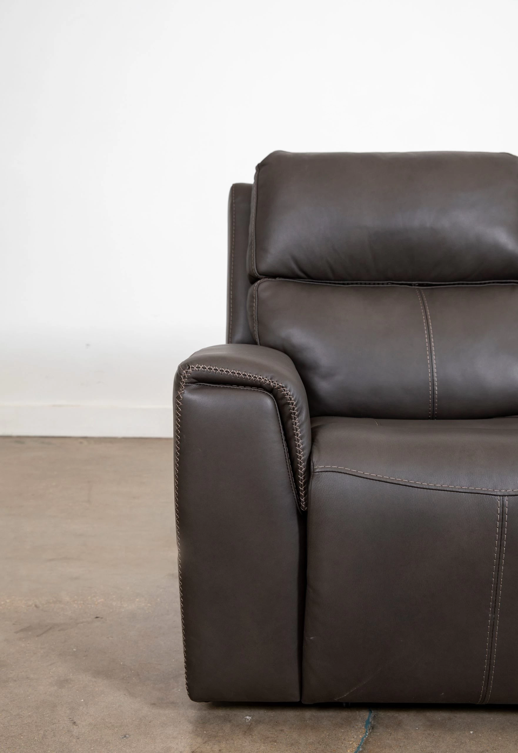 Flexsteel® Jarvis Grey Leather Power Reclining Sofa 5 Flexsteel® Jarvis Grey Leather Power Reclining Sofa - Image 5