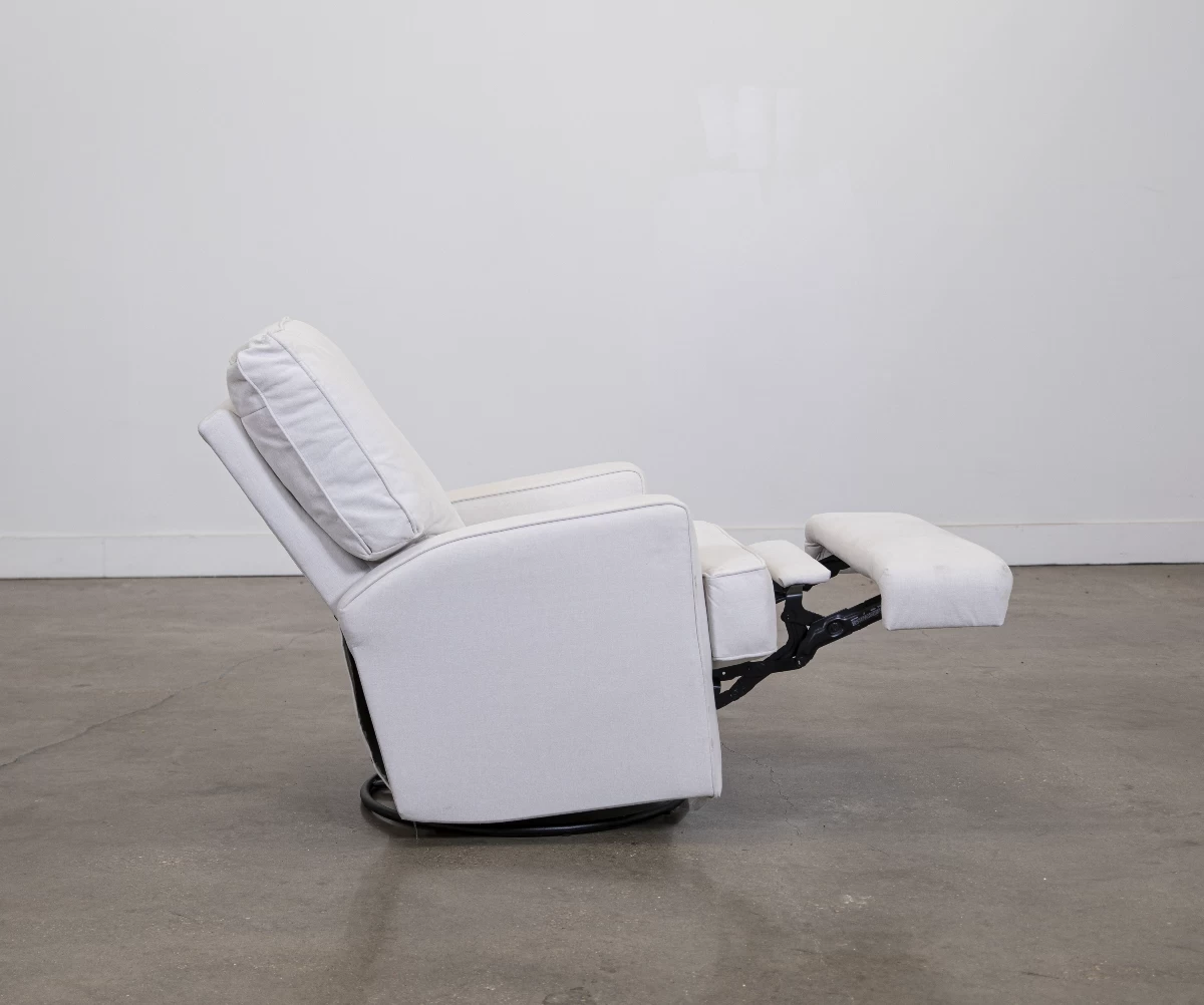 Best® Home Furnishings Kersey Swivel Glider Recliner 4 Best® Home Furnishings Kersey Swivel Glider Recliner - Image 4